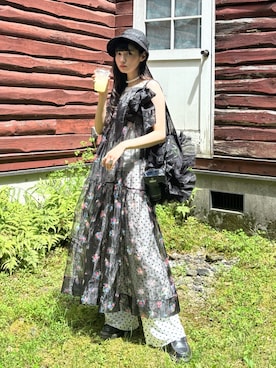 「アイテム（ローファー）」を使った、荒川ちかさん（レディース・163cm）の夏コーディネート