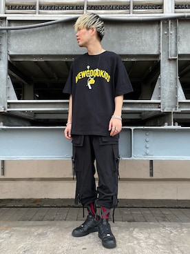 「Danke schon」｜「アイテム（アクセサリー）」を使った、山田 統生さん（メンズ・182cm）の夏コーディネート