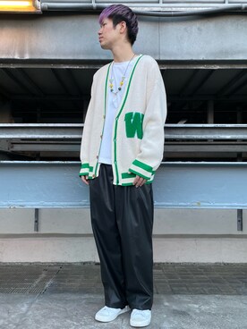 「DANKE SCHON（ダンケシェーン）のアイテム（スラックス）」を使った、山田 統生さん（メンズ・182cm）の秋コーディネート