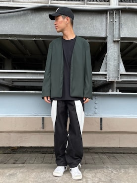 「DANKE SCHON（ダンケシェーン）のアイテム（ノーカラージャケット）」を使った、山田 統生さん（メンズ・182cm）の夏コーディネート