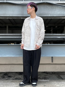 「A4A（エーフォーエー）のA4A/エーフォーエー/40s強撚糸ラウンドTシャツ（Tシャツ/カットソー）」を使った、山田 統生さん（メンズ・182cm）の夏コーディネート