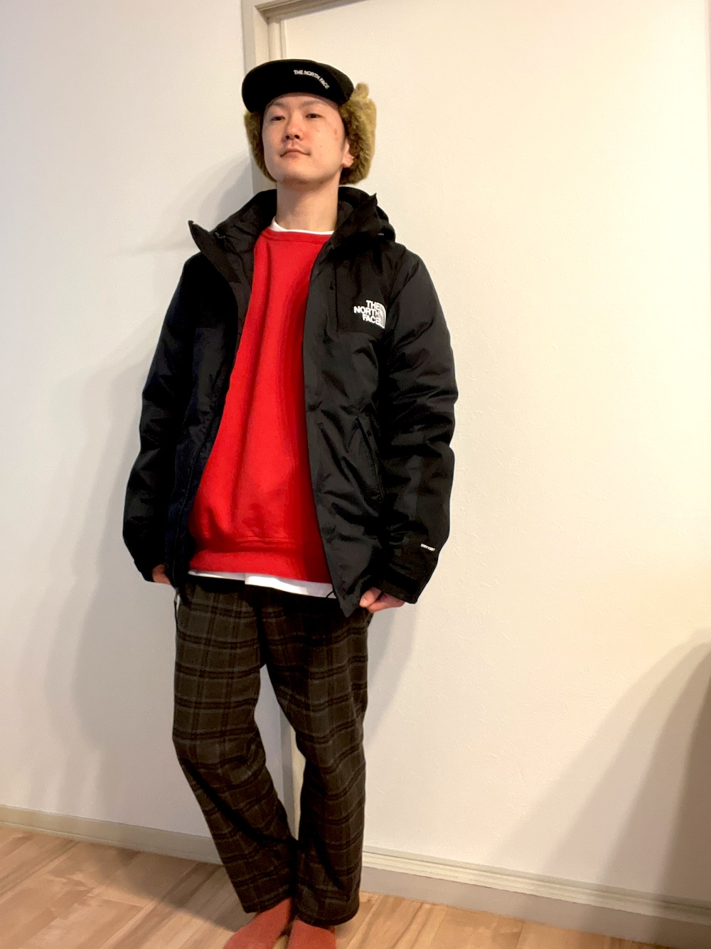 「古着、冬コーデ、おしゃれさんと繋がりたい、Ralph Lauren、チェックパンツ、THE NORTH FACE」｜「THE NORTH FACEの【THE NORTH FACE / ザ ノースフェイス】フロンティア キャップ（キャップ、ブラック系）」を使った、Showta@KHWさん（メンズ・165cm）の冬コーディネートの1枚目の写真