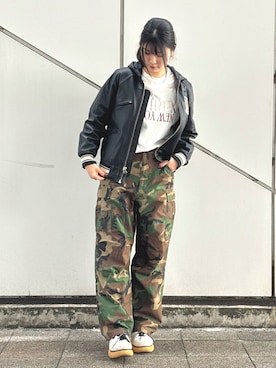 「アイテム（スタジャン）」を使った、ヤマモトマイさん（レディース・165cm）の冬コーディネート