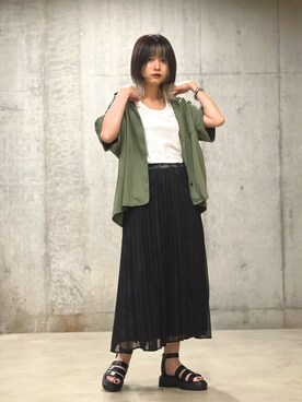 ヤマモトマイさん（レディース・165cm）の春コーディネート