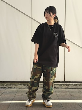 「アイテム（カーゴパンツ）」を使った、ヤマモトマイさん（レディース・165cm）の夏コーディネート
