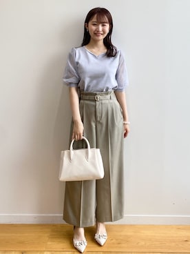 「アイテム（ピアス（両耳用）、グレー系）」を使った、みさかさん（レディース・158cm）の春コーディネート