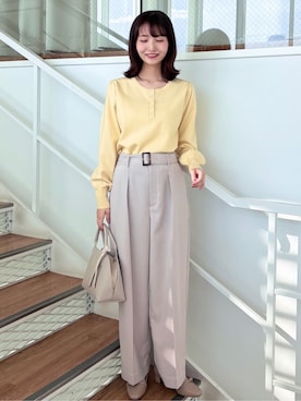 「index（インデックス）のビット付ヒールローファー（パンプス、ベージュ系）」を使った、みさかさん（レディース・158cm）の春コーディネート