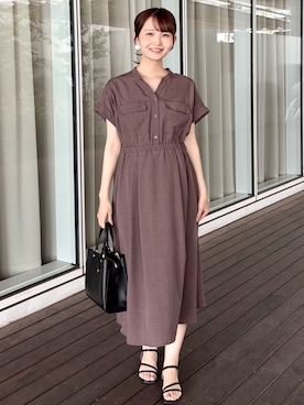 「OPAQUE.CLIP（オペークドットクリップ）のエポ×シェルピアス（ピアス（両耳用）、グレー系）」を使った、みさかさん（レディース・158cm）の春コーディネート