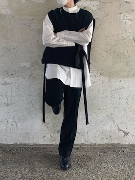 「BALENCIAGA」｜「アイテム（スラックス）」を使った、sayaendoさん（メンズ・180cm）の春コーディネート