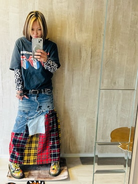 「アイテム（デニムスカート）」を使った、AIKOさん（レディース・152cm）の秋コーディネート