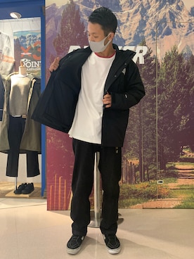 しょーまさんの「GRAMICCI/グラミチ　別注 5 POCKET BUGGY DENIM PANTS 別注ファイブポケットバギーデニムパンツ MENS」を使ったコーディネート