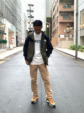「グラミチ」｜「アイテム（マウンテンパーカー）」を使った、しょーまさん（メンズ・169cm）の秋コーディネート