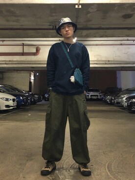 「Fumbleのアイテム」を使った、Tedさん（メンズ・175cm）の春コーディネート