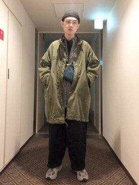 「oversize」｜「アイテム（ミリタリージャケット）」を使った、Tedさん（メンズ・175cm）の春コーディネート