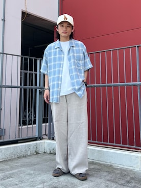 「JOURNAL STANDARD relume（ジャーナルスタンダード　レリューム）のレーヨン アンカット フリンジ オンブレーチェック 半袖シャツ（シャツ/ブラウス、ブルー系）」を使った、わたしょさん（メンズ・166cm）の春コーディネート