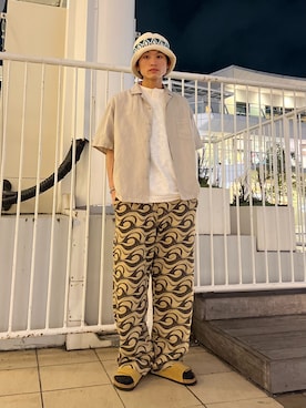 「JOURNAL STANDARD relume（ジャーナルスタンダード　レリューム）のバティック パターンプリント イージーパンツ（その他パンツ、ブラウン系）」を使った、わたしょさん（メンズ・166cm）の夏コーディネート