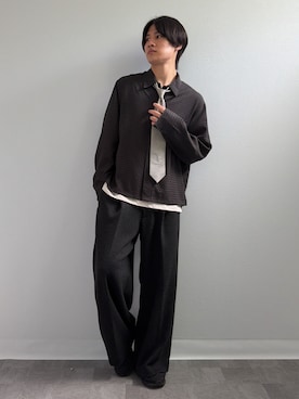 「WYM LIDNM（ウィム バイ リドム）のRAYON JACQUARD CROPPED SHIRT（シャツ/ブラウス、グレー系）」を使った、Yukiさん（メンズ・171cm）の春コーディネート