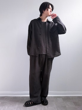 「WYM LIDNM（ウィム バイ リドム）のMVS LAYERED SLIT TANK TOP（タンクトップ、グレー系）」を使った、Yukiさん（メンズ・171cm）の春コーディネート