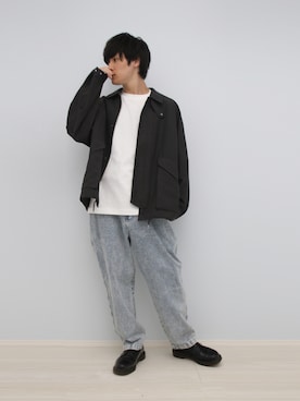 「UNIQLO（ユニクロ）のアイテム（Tシャツ/カットソー、ホワイト系）」を使った、Yukiさん（メンズ・171cm）の春コーディネート