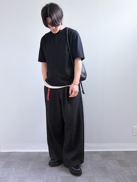 DOUBLE-FACED DEEP TUCK BAGGY SLACKSを使った人気ファッション