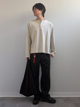 「WYM LIDNM（ウィム バイ リドム）のPIGMENT DYED HENLEY L/S TEE（Tシャツ/カットソー、グレー系）」を使った、Yukiさん（メンズ・171cm）の春コーディネート