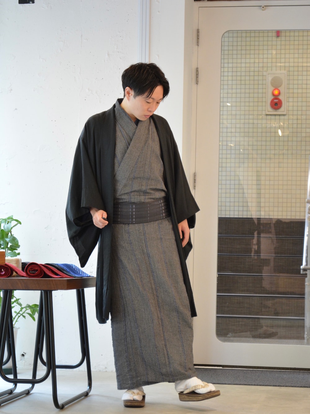 「着物、きもの、きものコーディネート、着物男子、浴衣、浴衣男子、ラブアンドピース2021」｜「博多帯のアイテム（ベルト、ブラック系）」を使った、たいちゃんさん（メンズ・164cm）の秋コーディネートの1枚目の写真