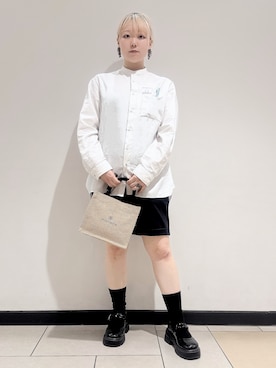 「DRESSTERIOR（ドレステリア）の200双糸 バンドカラーシャツ（シャツ/ブラウス、ホワイト系）」を使った、あき／ドレステリア柏高島屋SC店さん（レディース・160cm）の夏コーディネート