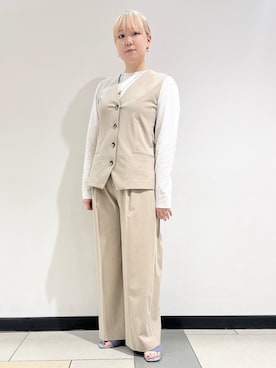「DRESSTERIOR（ドレステリア）の【接触冷感/UVカット/抗菌防臭/しわ防止】クールデオドラント ロングTシャツ（Tシャツ/カットソー、ホワイト系）」を使った、あき／ドレステリア柏高島屋SC店さん（レディース・160cm）の夏コーディネート