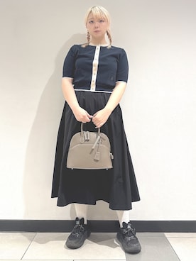 「DRESSTERIOR（ドレステリア）の【総ゴム仕様】タックボリュームスカート（スカート、ブラック系）」を使った、あき／ドレステリア柏高島屋SC店さん（レディース・160cm）の夏コーディネート