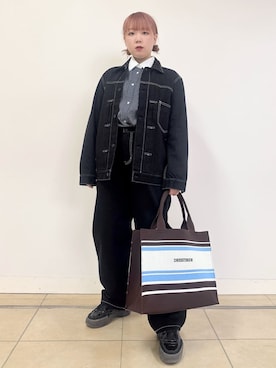 「DRESSTERIOR（ドレステリア）の【セットアップ可】CONEデニム Gジャン（デニムジャケット、ブラック系）」を使った、あき／ドレステリア柏高島屋SC店さん（レディース・160cm）の冬コーディネート