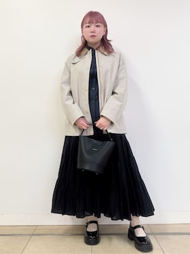「DRESSTERIOR（ドレステリア）のシュリンクレザーバケットBAG（ハンドバッグ、ブラック系）」を使った、あき／ドレステリア柏高島屋SC店さん（レディース・160cm）の冬コーディネート