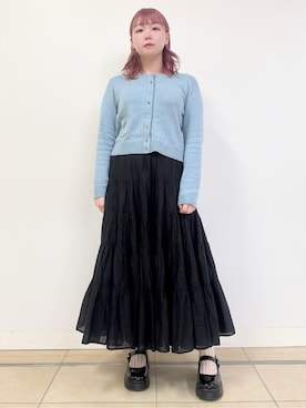 「DRESSTERIOR（ドレステリア）のウォッシャブルコットンカシミヤカーディガン（カーディガン/ボレロ、ブルー系）」を使った、あき／ドレステリア柏高島屋SC店さん（レディース・160cm）の春コーディネート
