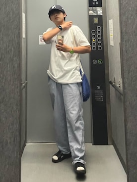 「generations the Bestのアイテム（Tシャツ/カットソー、ホワイト系）」を使った、あさひさん（メンズ・168cm）の春コーディネート