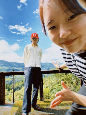 「Dickies（ディッキーズ）の【Dickies/ディッキーズ】 THE ORIGINAL 874 ワイドチノパンツ TCツイル（チノパンツ、グレー系）」を使った、あさひさん（メンズ・168cm）の夏コーディネート