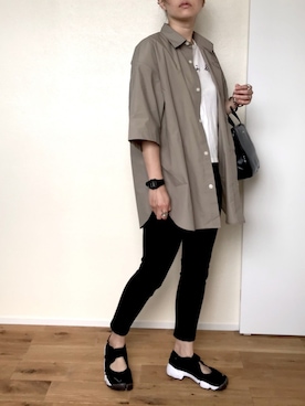 「UNIQLO（ユニクロ）のWOMEN ウルトラストレッチジーンズ（デニムパンツ）」を使った、mさん（レディース・156cm）の夏コーディネート