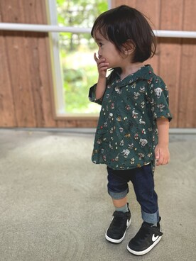 「アイテム（デニムパンツ、ブルー系）」を使った、chikaさん（キッズ・90cm）の夏コーディネート