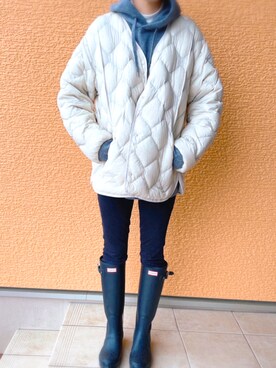 「雨」｜「アイテム（ノーカラージャケット）」を使った、alquさん（レディース・160cm）の冬コーディネート