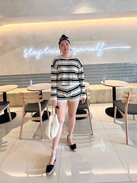 「SOLUDOS（ソルドス）のアイテム」を使った、Sunny Fanさん（レディース・170cm）の春コーディネート