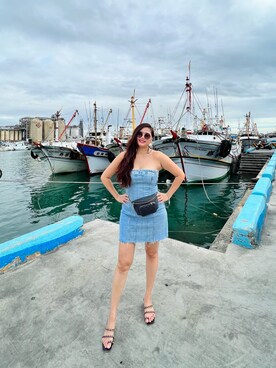 「LOVFEE（ラッフィ）のアイテム」を使った、Sunny Fanさん（レディース・170cm）の秋コーディネート