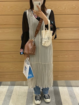 「Casselini（キャセリーニ）のアイテム（ショルダーバッグ、ブラウン系）」を使った、ansaさん（レディース・162cm）の春コーディネート
