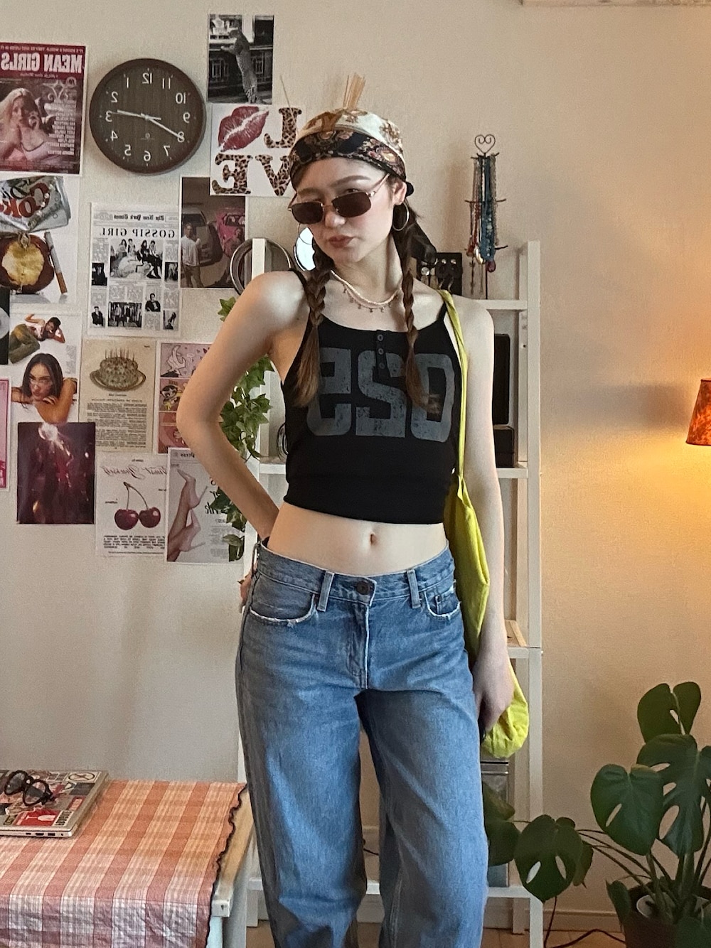 「キャミソール、JEANASIS、JEANASiS」｜「JEANASISの【25quee】ナンバリングカップ付きキャミ/497155（キャミソール、ブラック系）」を使った、JEANASIS  STAFFさん（レディース・165cm）の夏コーディネートの1枚目の写真