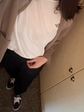 「アイテム（カーゴパンツ）」を使った、かなこさん（レディース・156cm）の秋コーディネート
