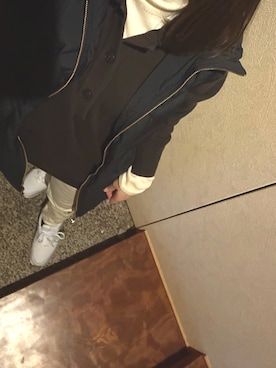 「アイテム（ダウンベスト）」を使った、かなこさん（レディース・156cm）の冬コーディネート