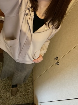 「アイテム（その他アウター、ピンク系）」を使った、かなこさん（レディース・156cm）の秋コーディネート