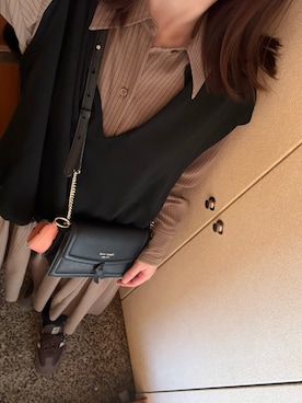 「アイテム（コインケース）」を使った、かなこさん（レディース・156cm）の秋コーディネート