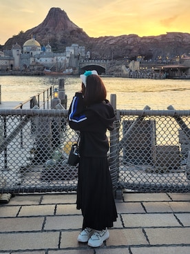 「NERDY（ノルディ）のアイテム（シューズ）」を使った、たまさん（レディース・155cm）の春コーディネート