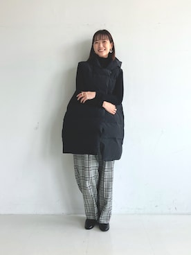 「アイテム（ダウンベスト）」を使った、lippuさん（レディース・166cm）の秋コーディネート