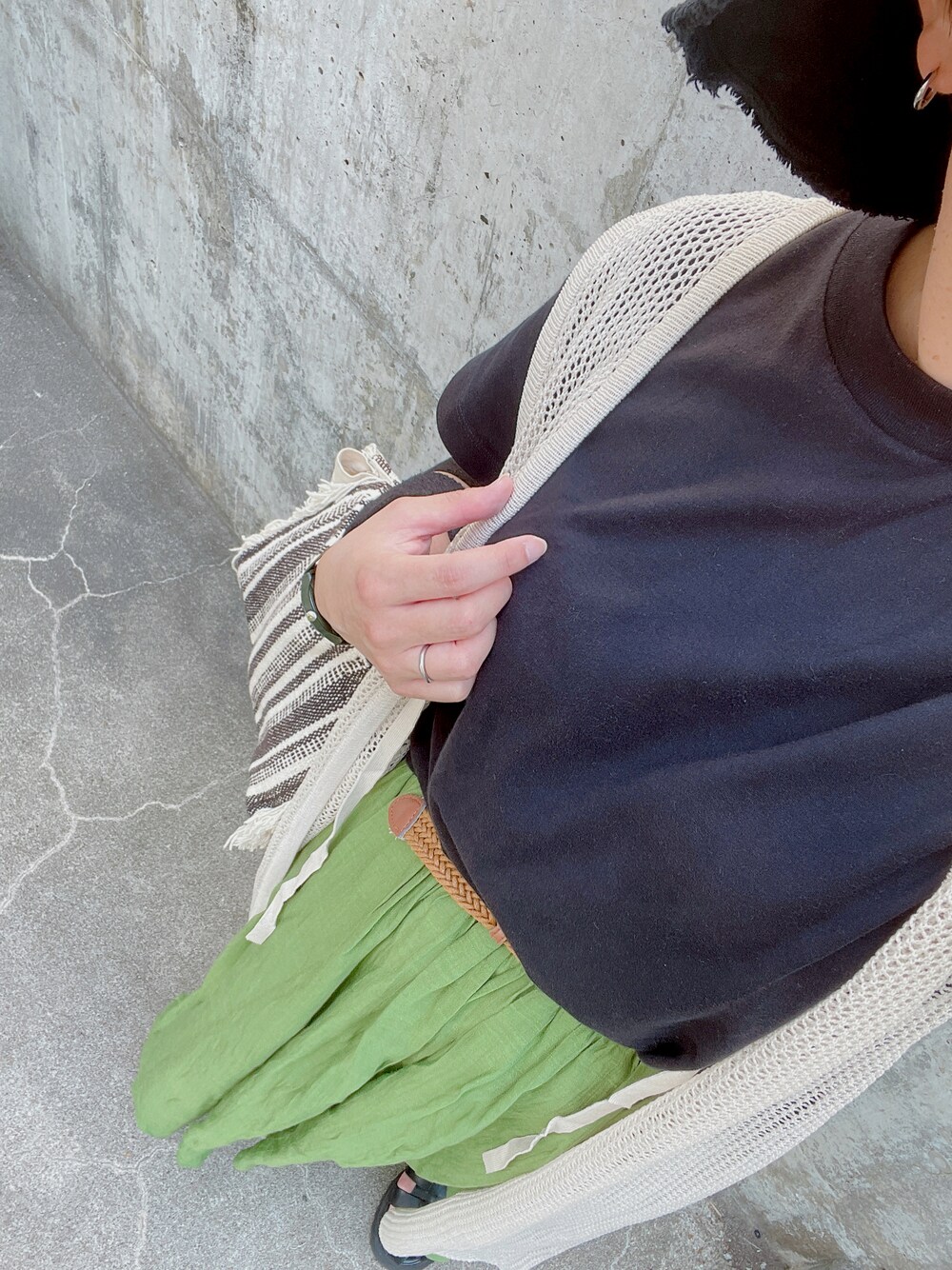 「シンプル、スカート、夏コーデ、ピスタチオ、グリーン、しまむら、お洒落さんとつながりたい、おしゃれさんと繋がりたい、ベスト、プチプラコーデ、オトナ女子」｜「GUのアイテム（Tシャツ/カットソー、ブラック系）」を使った、mamiiruuuuuuu◡̈♥さん（レディース・158cm）の夏コーディネートの1枚目の写真