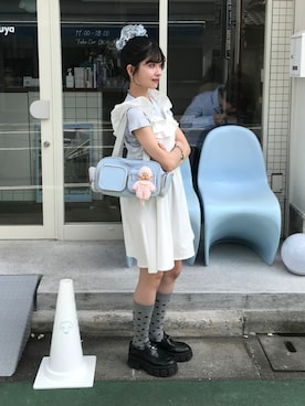 「Vipoa（ヴィポア）のpolka dot high socks（ソックス/靴下、グレー系）」を使った、miyuさん（レディース・158cm）の春コーディネート