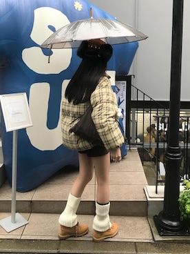 「アイテム（長傘）」を使った、miyuさん（レディース・158cm）の秋コーディネート